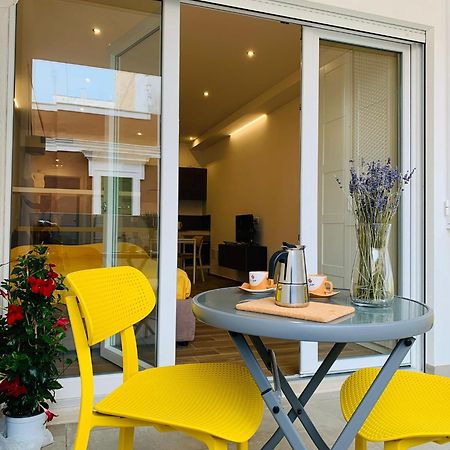 Domus13-With Private Parking Apartment Bari Exterior foto