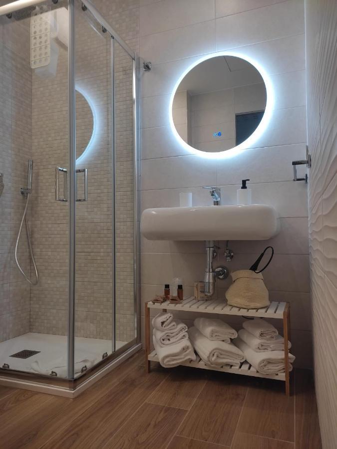 Domus13-With Private Parking Apartment Bari Exterior foto