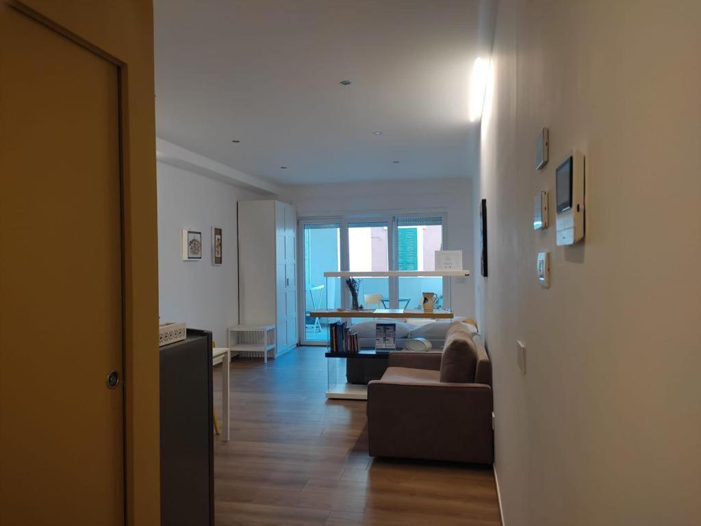 Domus13-With Private Parking Apartment Bari Exterior foto