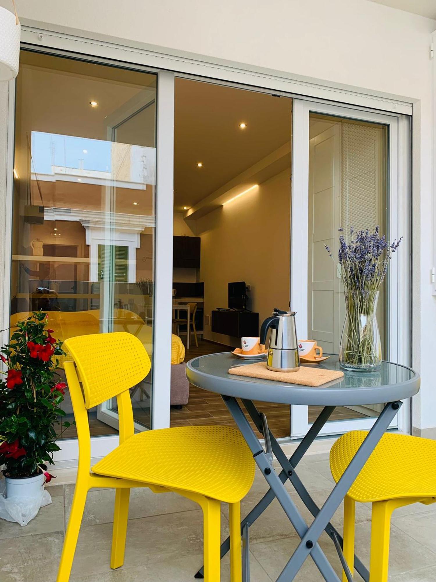 Domus13-With Private Parking Apartment Bari Exterior foto